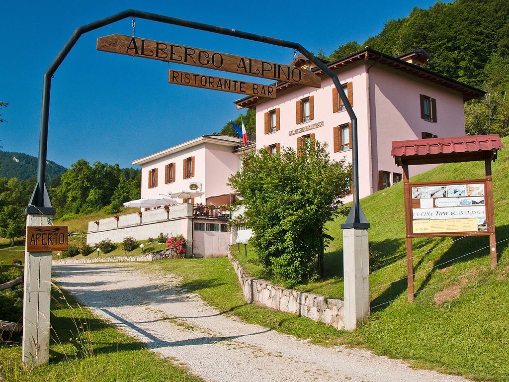 Albergo Alpino Da Tullio Avio Exteriér fotografie