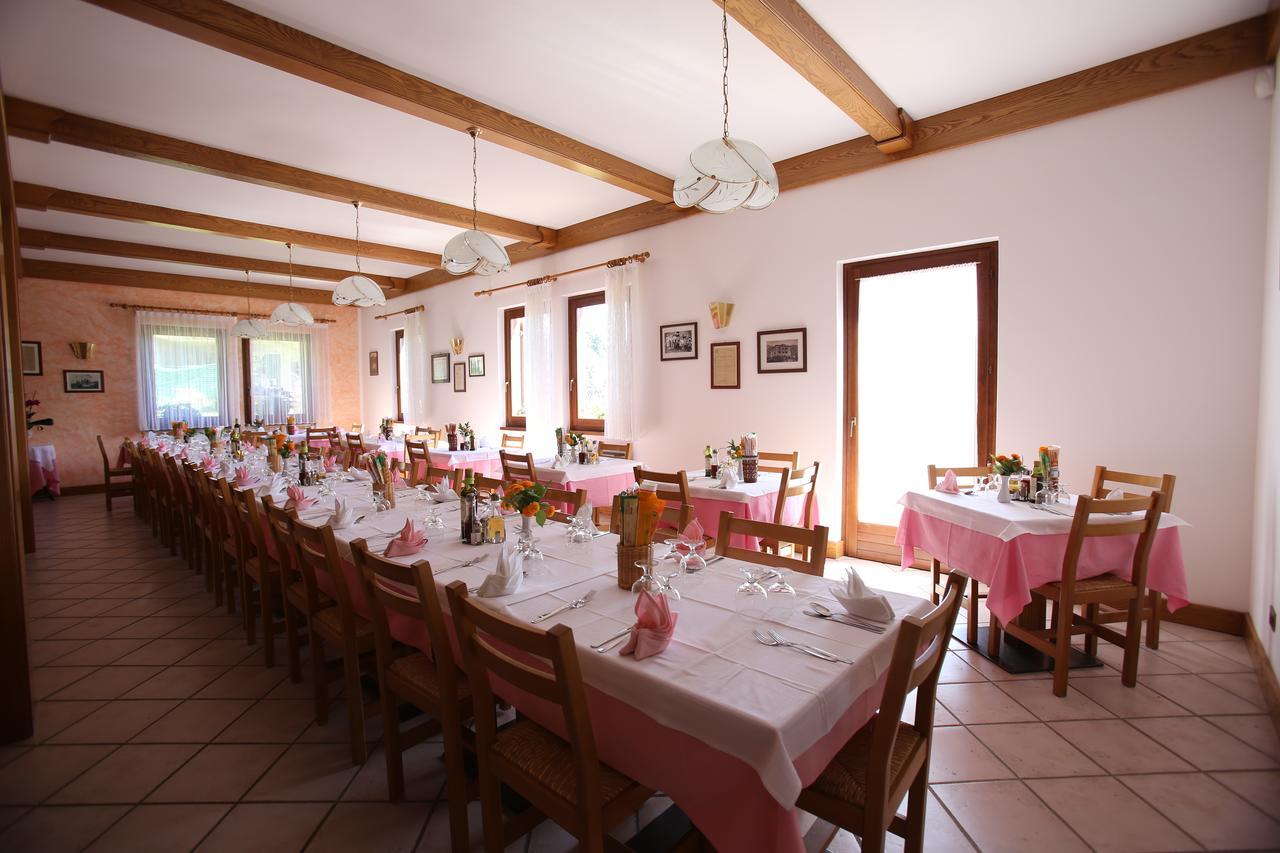 Albergo Alpino Da Tullio Avio Exteriér fotografie